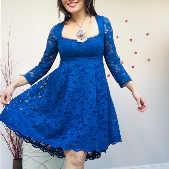 ✨Free People Royal Blue Floral Lace Empire Dress✨ - Picture 7 of 8